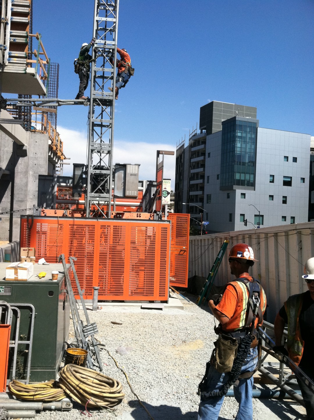 Morley Construction, City College, Alimak 7100 Single Brewer Crane